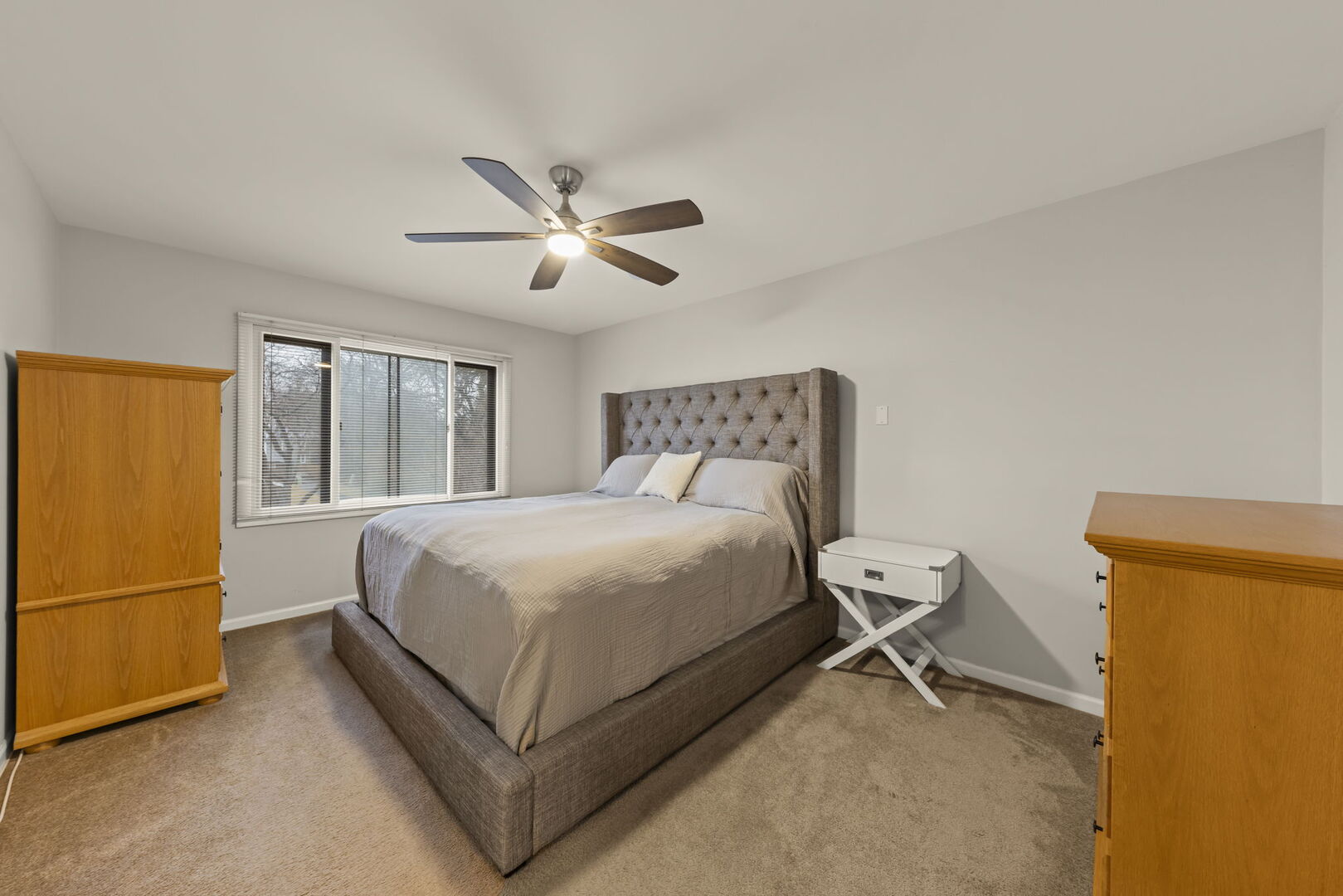 1577 Thornwood Street