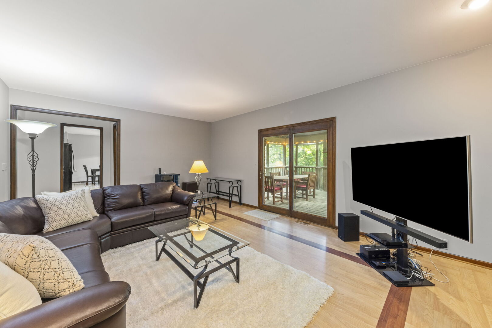 22w281 Mccarron Road