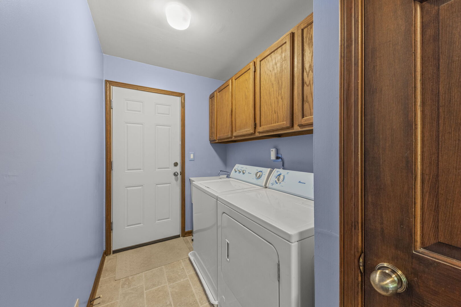 22w281 Mccarron Road
