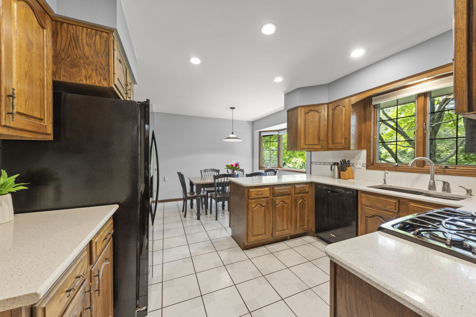 22w281 Mccarron Road