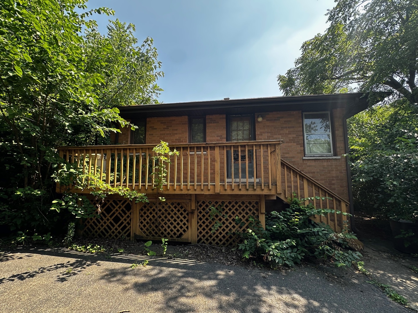 2N356 Prairie Avenue