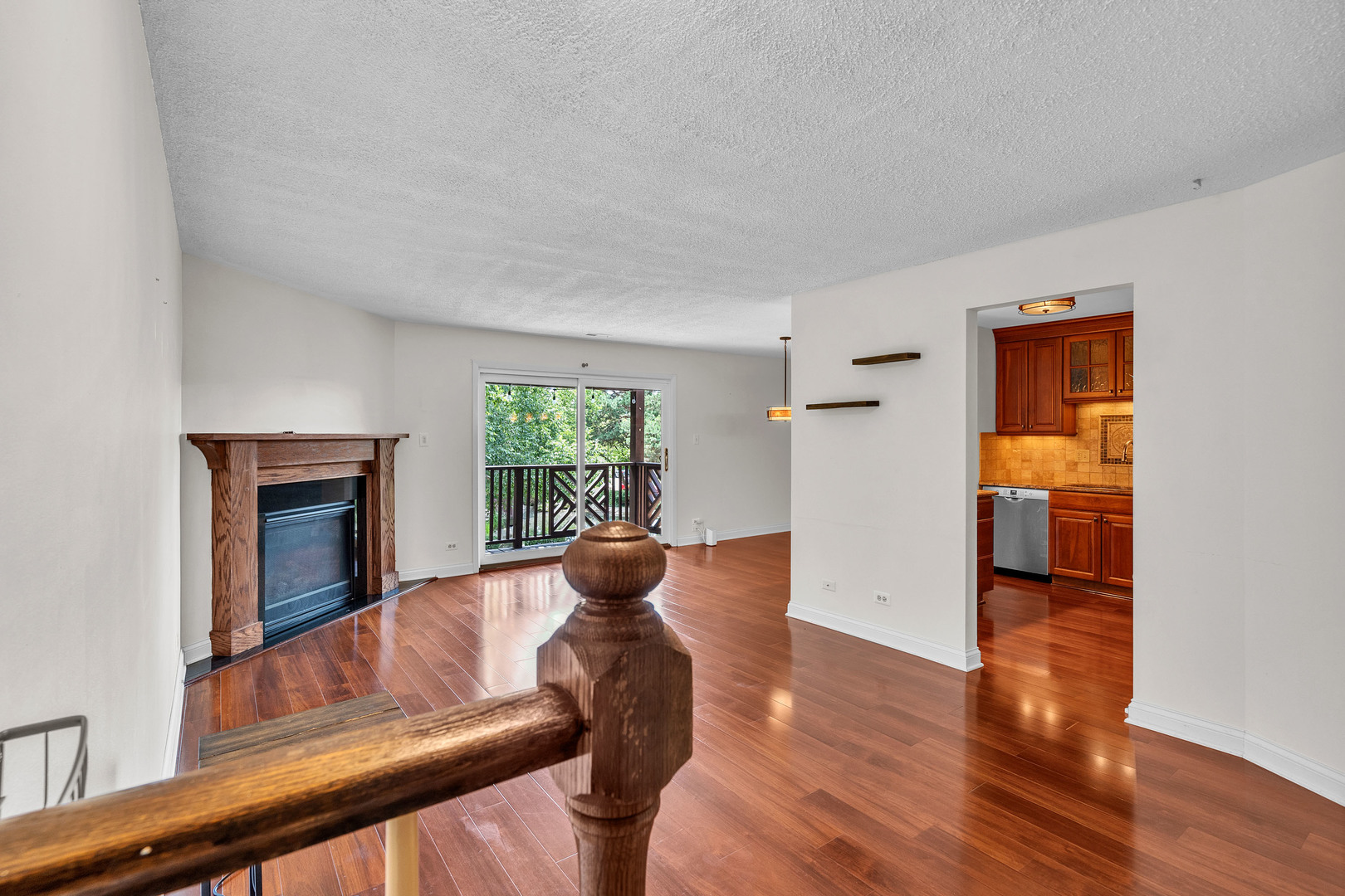1719 LAKECLIFFE Drive Unit: C