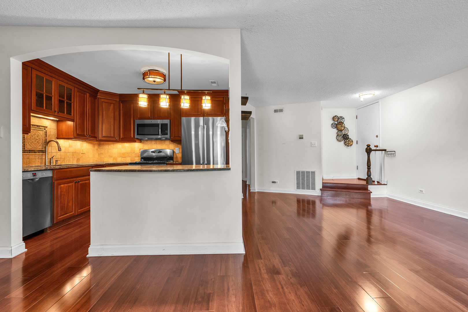 1719 LAKECLIFFE Drive Unit: C