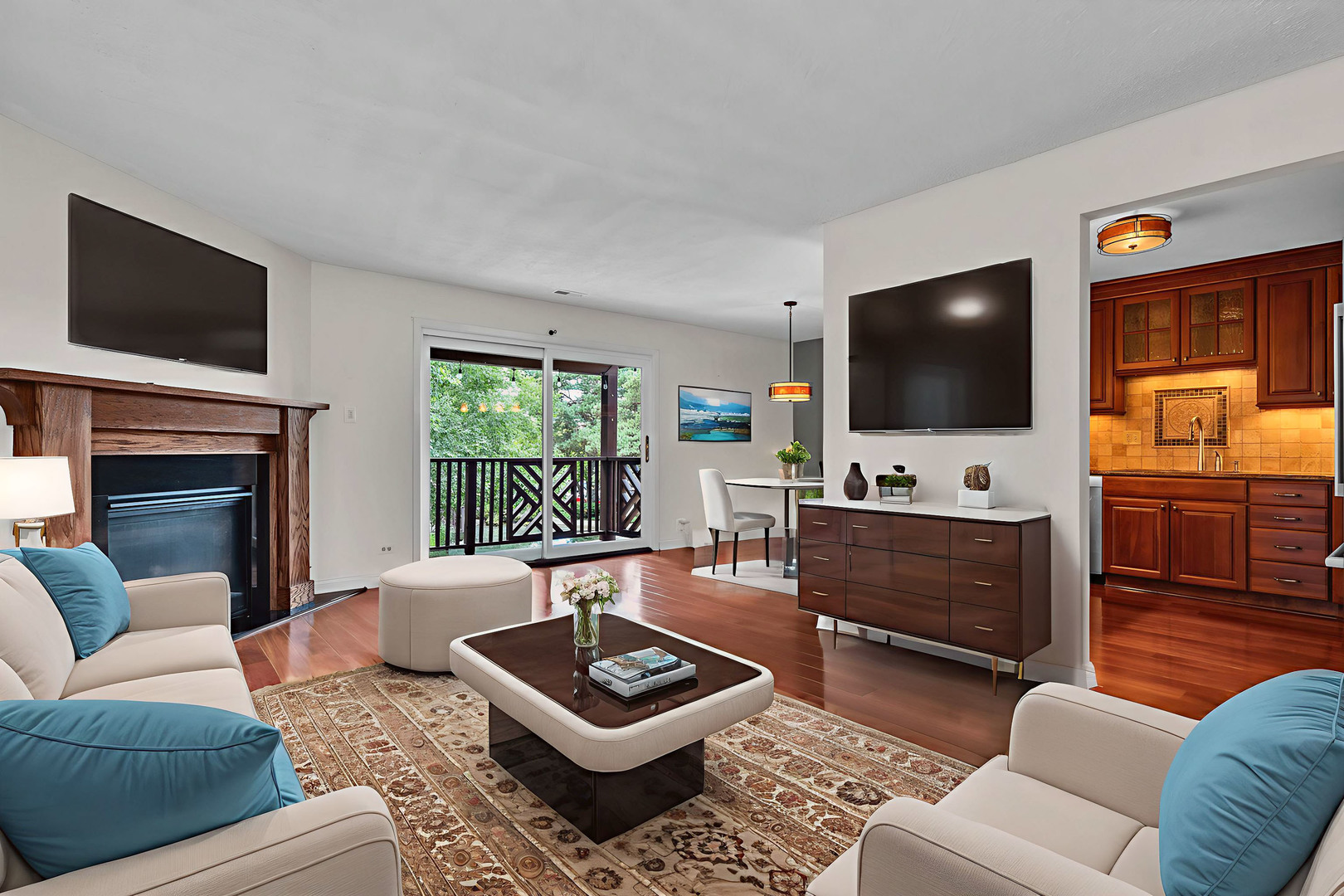 1719 LAKECLIFFE Drive Unit: C