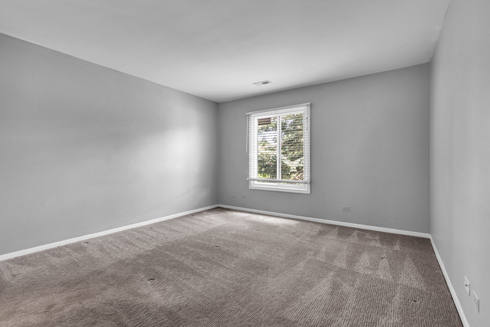 1719 LAKECLIFFE Drive Unit: C