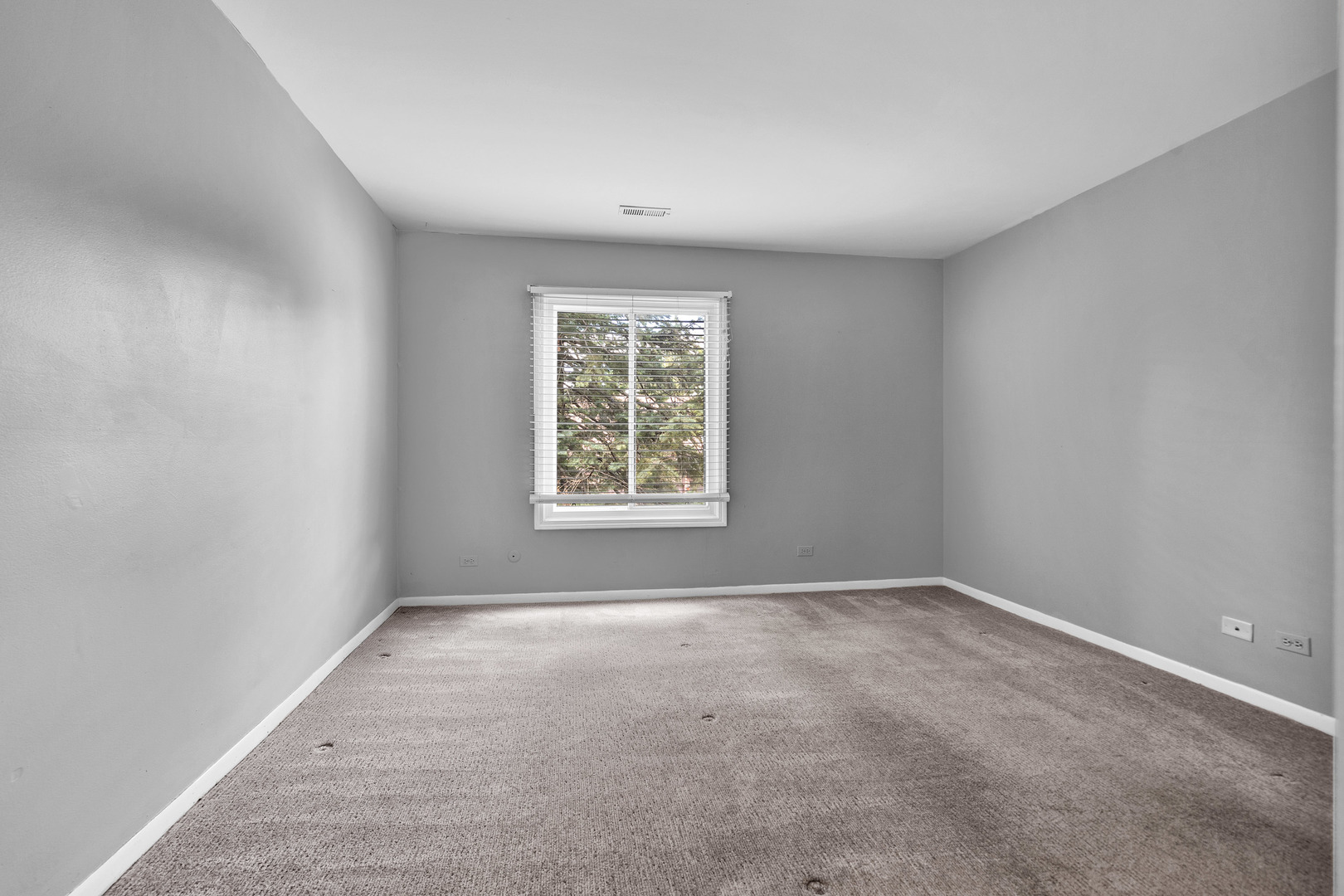 1719 LAKECLIFFE Drive Unit: C