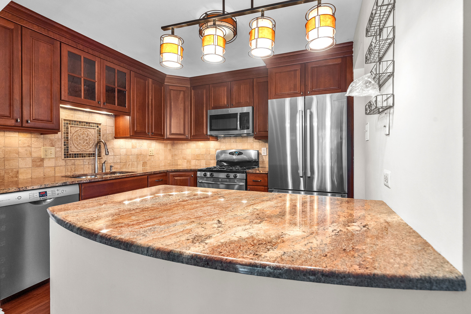 1719 LAKECLIFFE Drive Unit: C