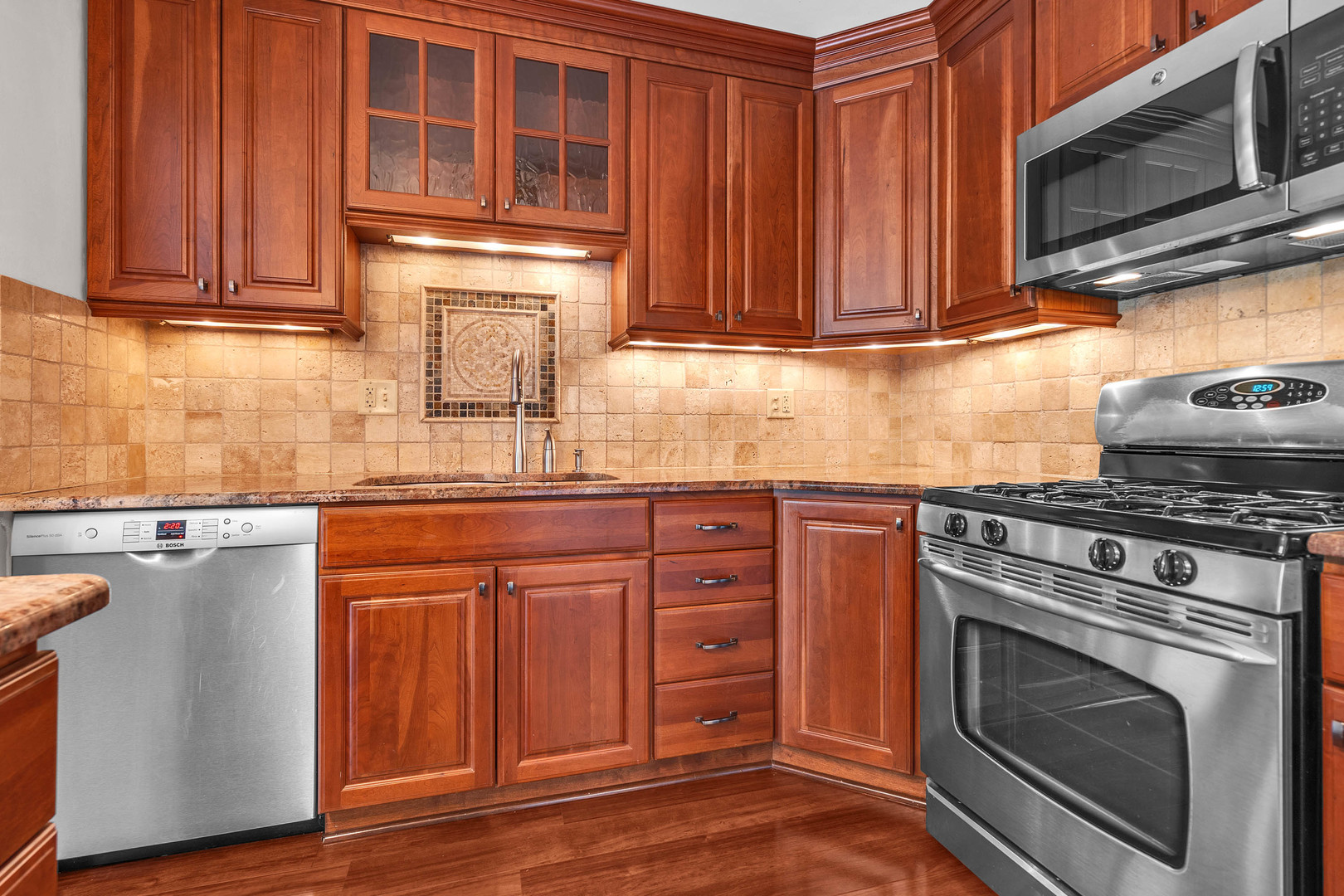 1719 LAKECLIFFE Drive Unit: C