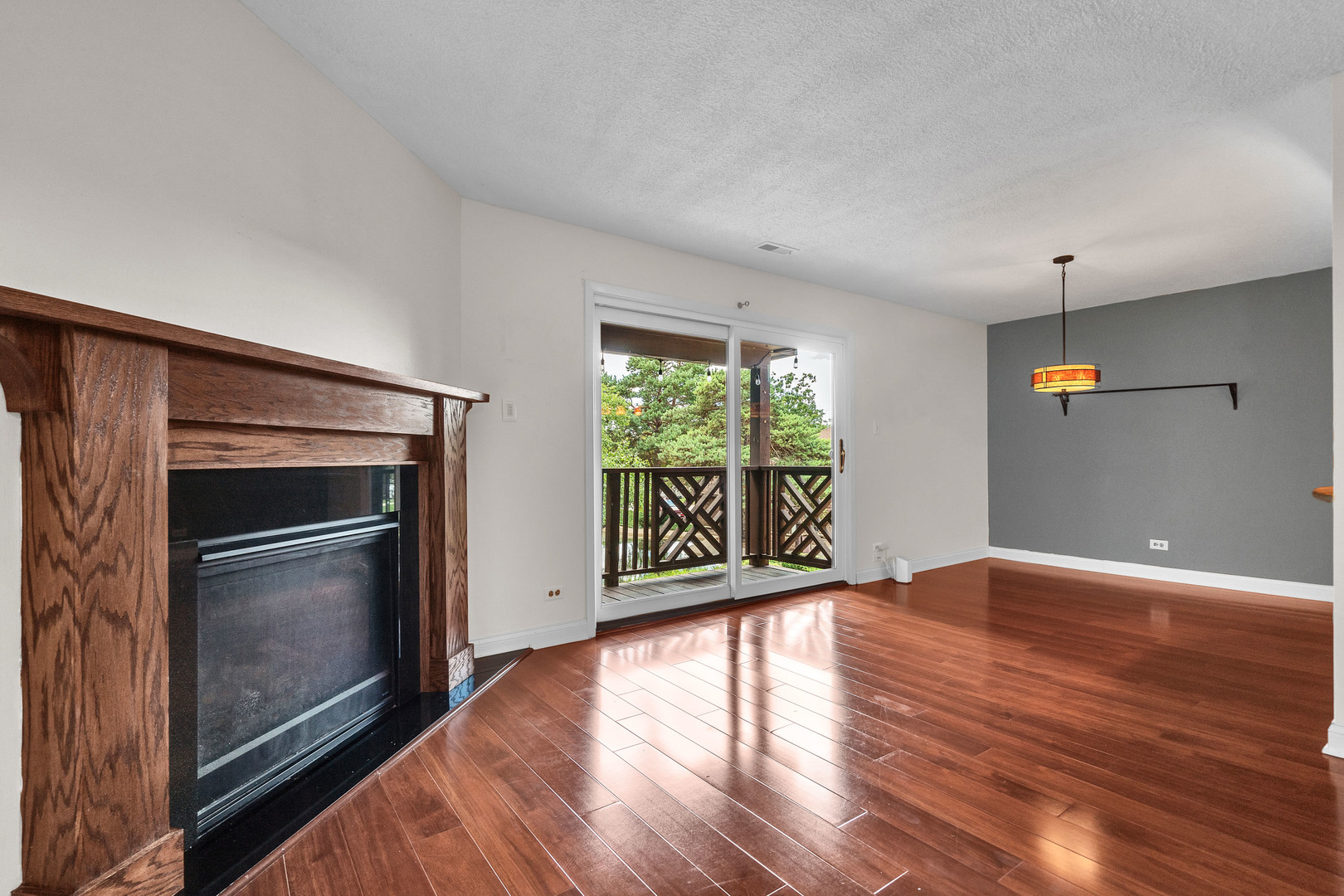 1719 LAKECLIFFE Drive Unit: C