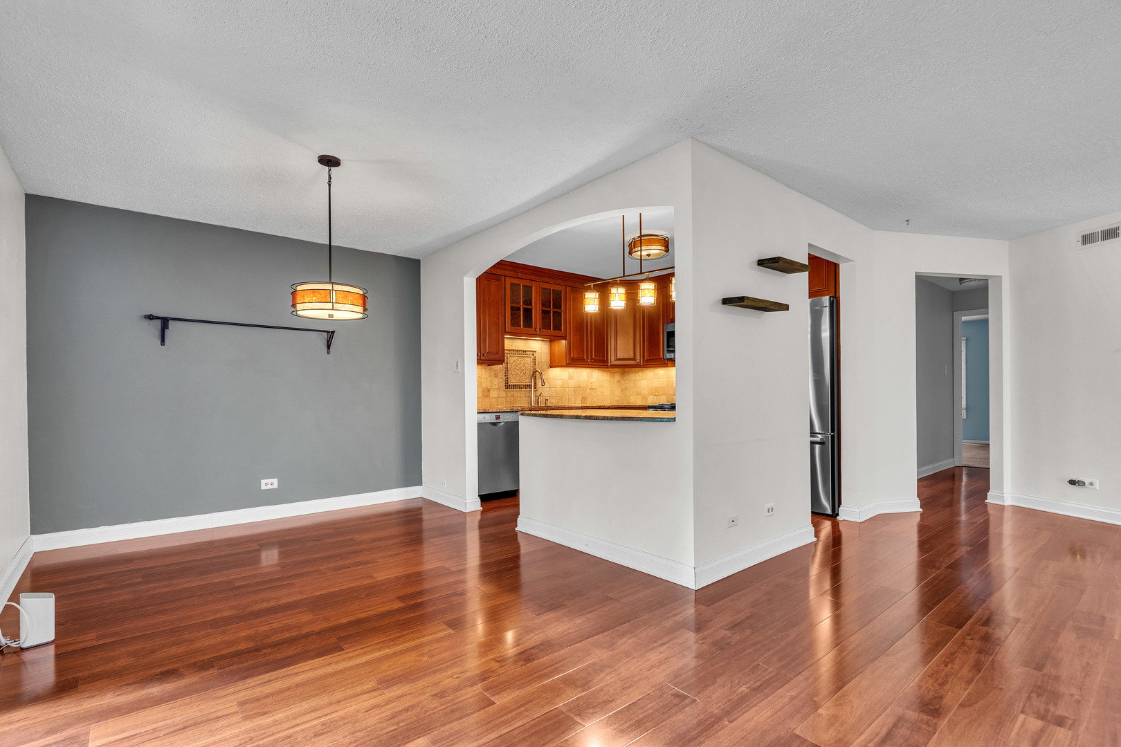 1719 LAKECLIFFE Drive Unit: C