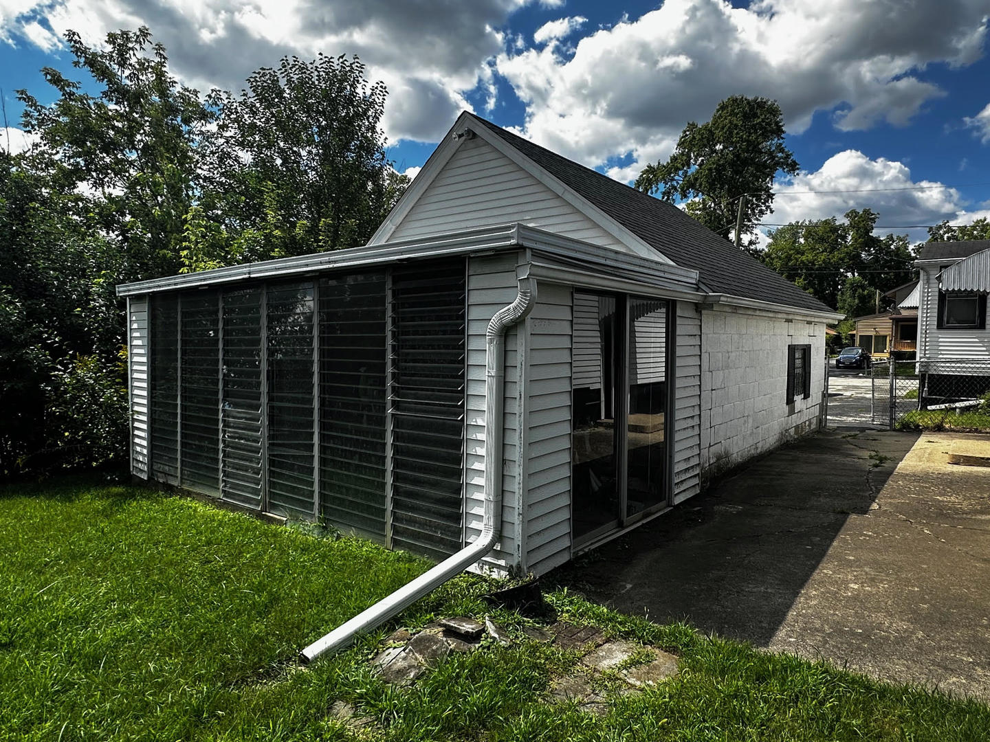 211 N Graylynn Drive