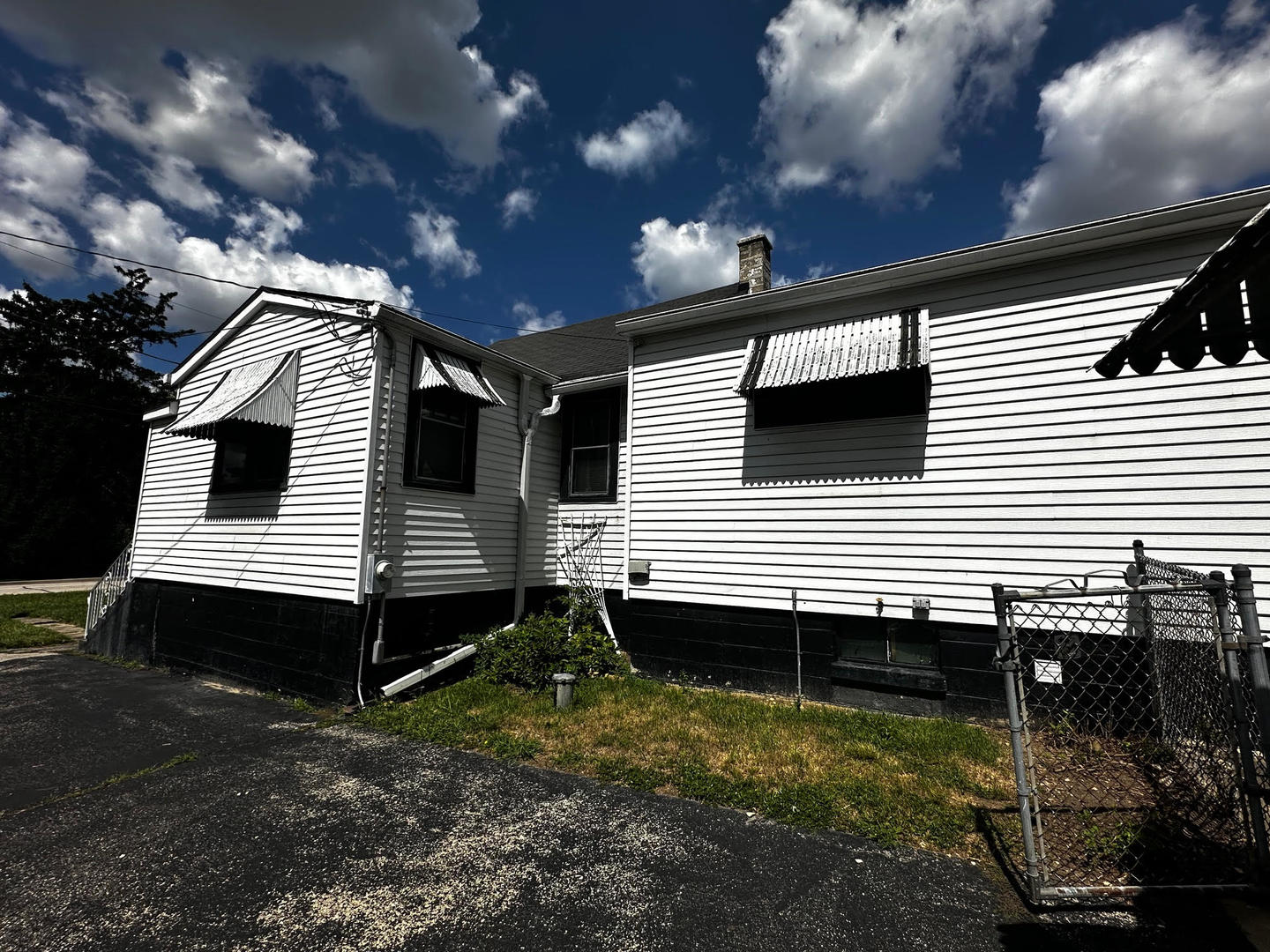 211 N Graylynn Drive