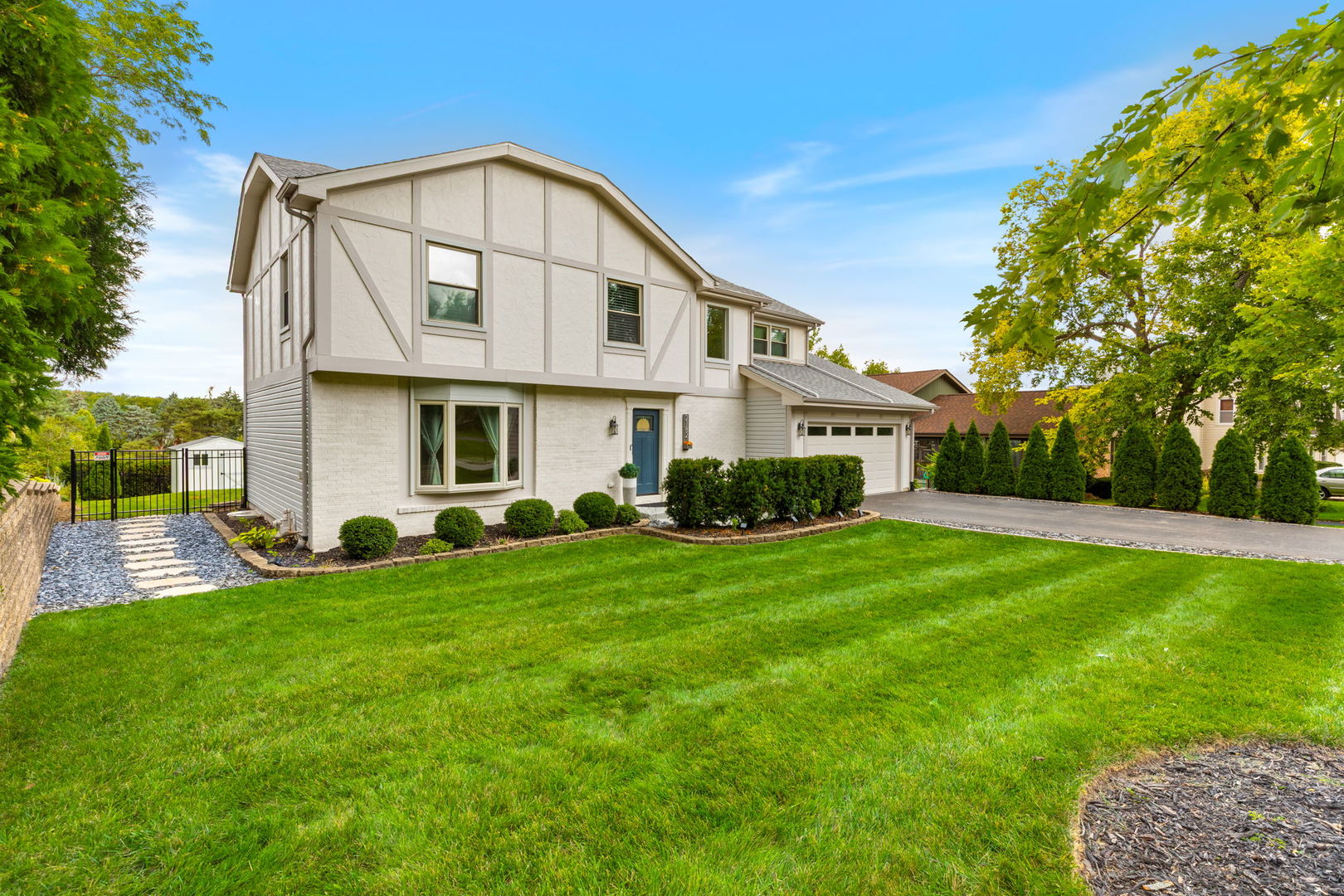 2182 Carriage Hill Road