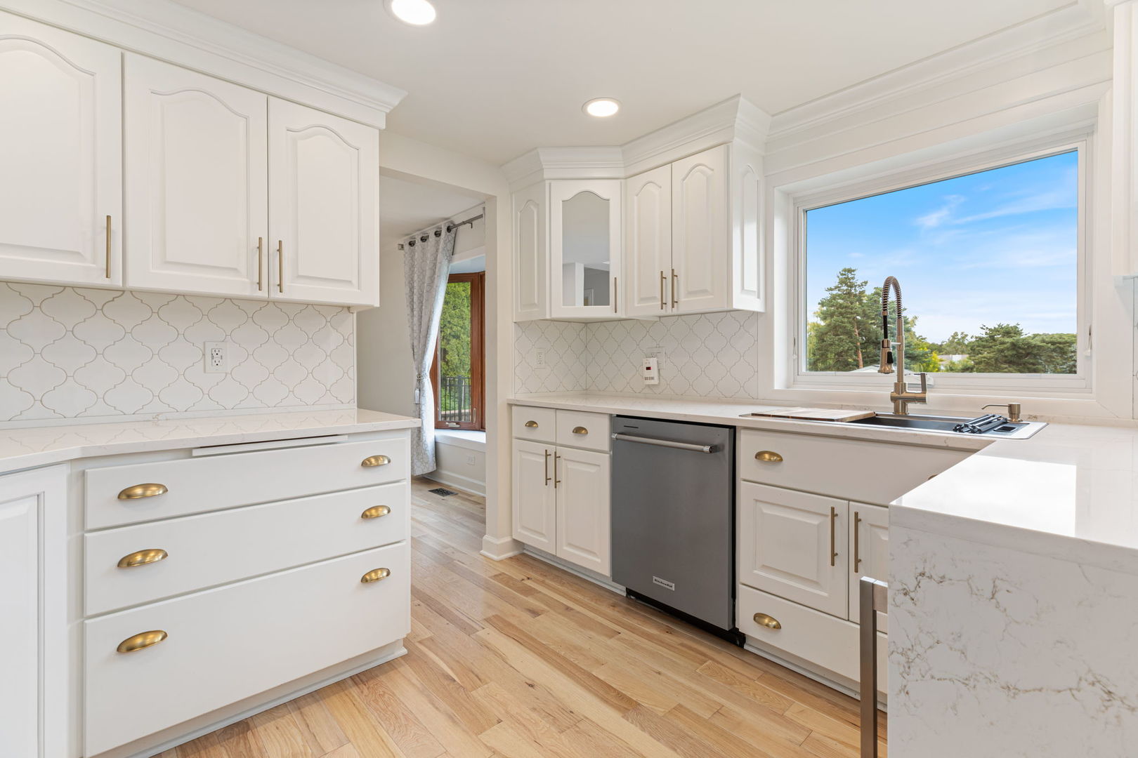 2182 Carriage Hill Road