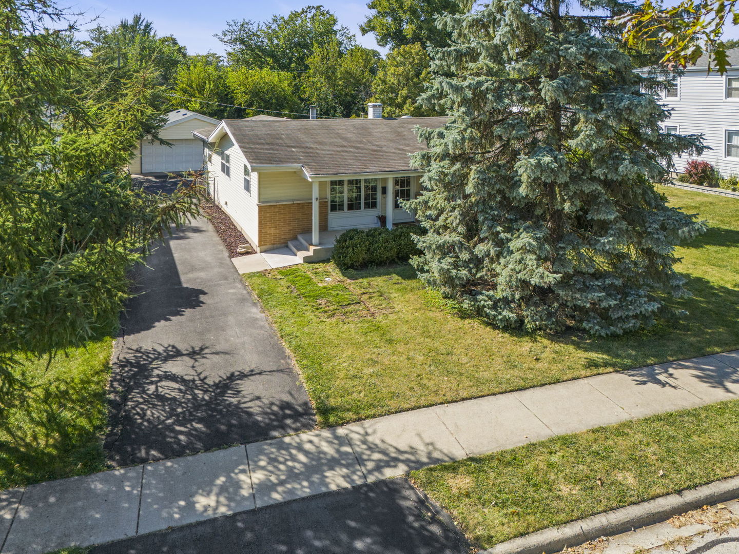 490 N Chatham Avenue