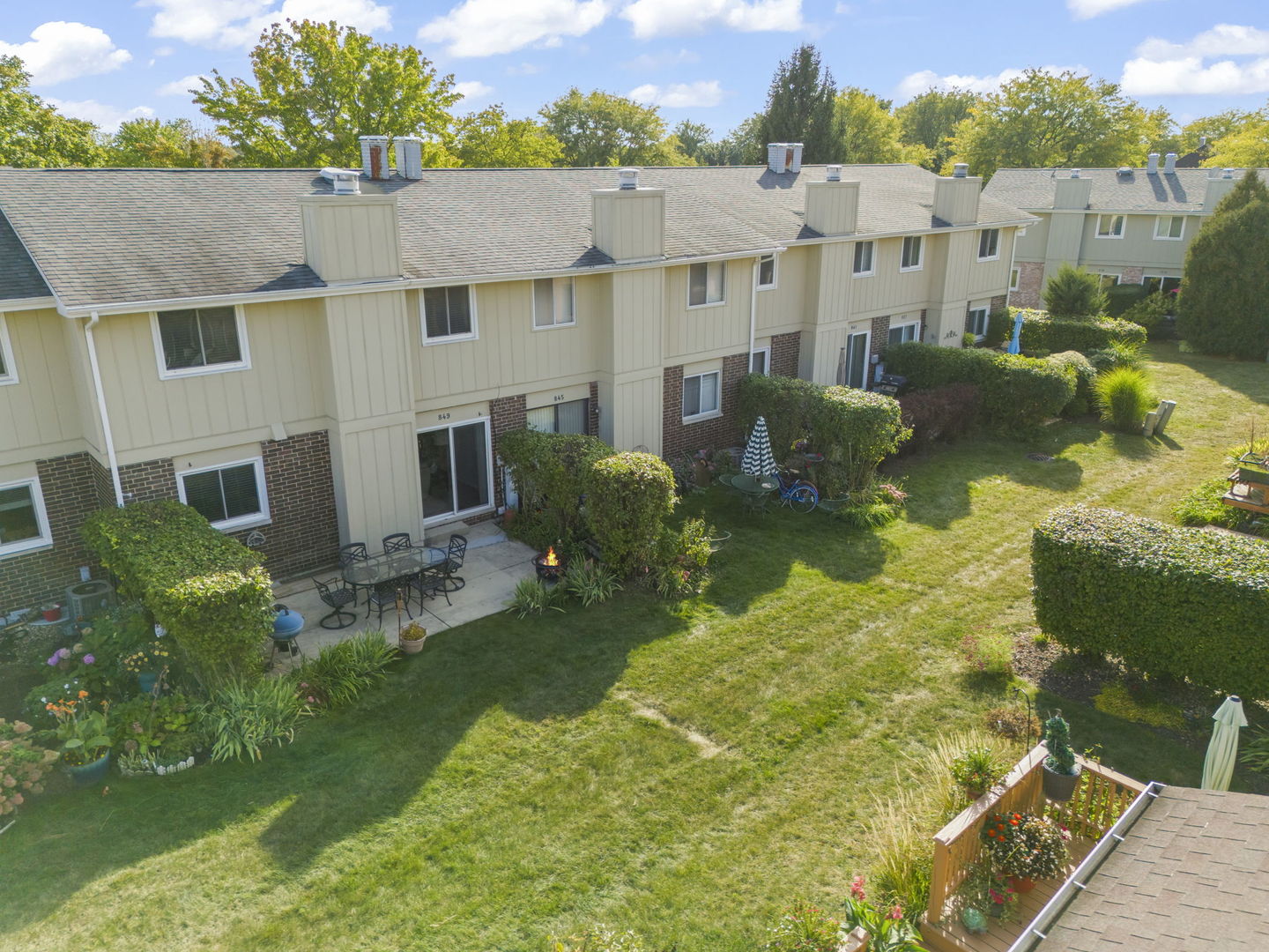 849 Queenswood Court