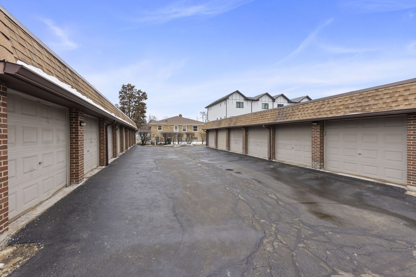 404 Melrose Avenue Unit: 103