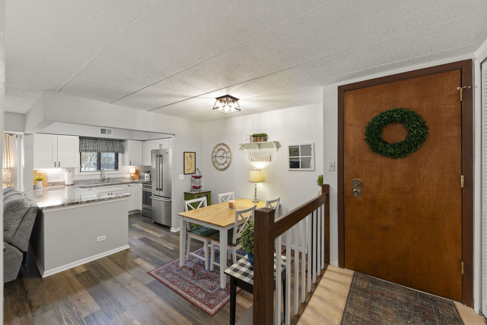 404 Melrose Avenue Unit: 103