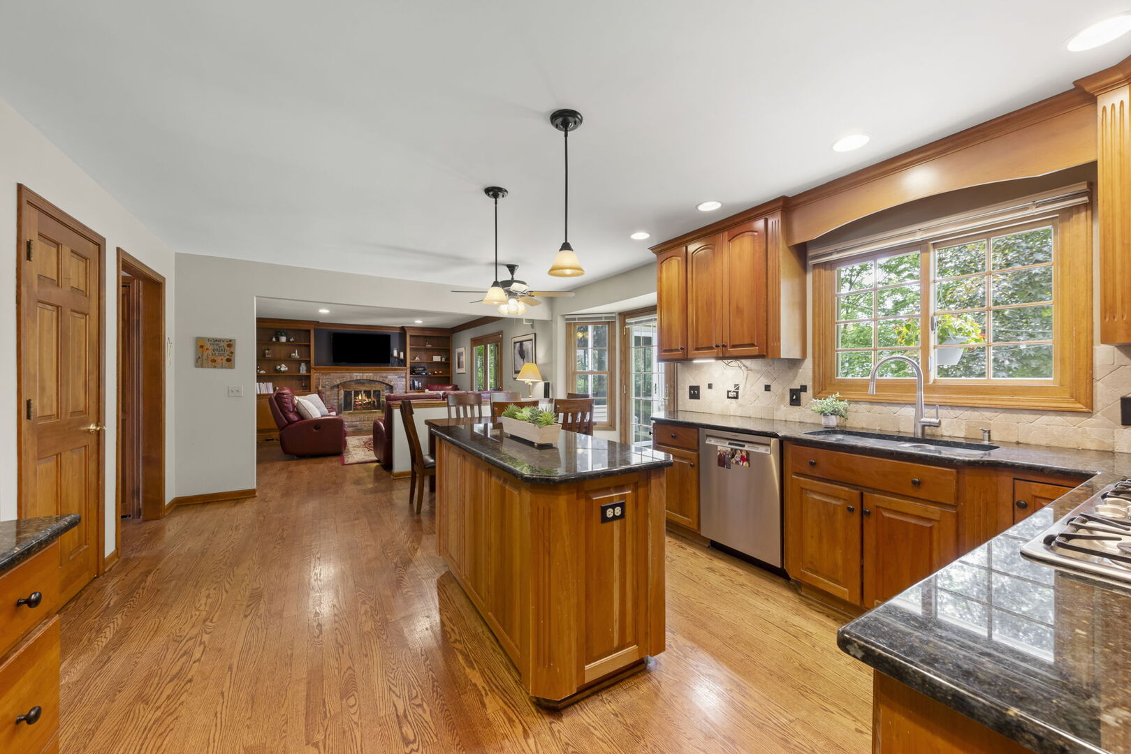 2012 Cromwell Drive