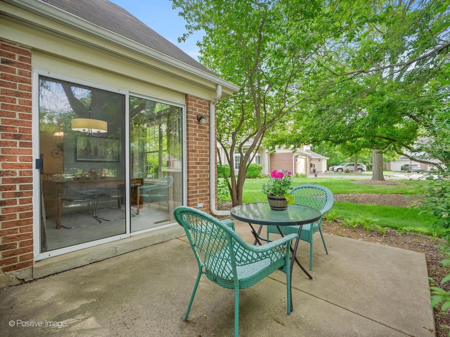 30W032 Laurel Court