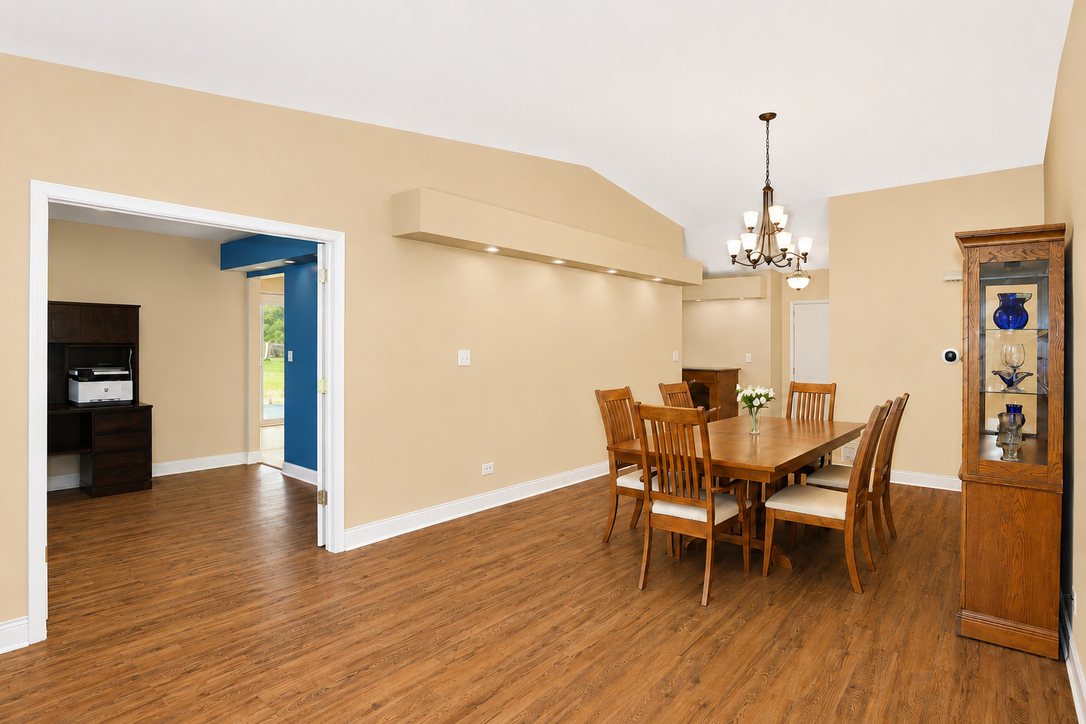 743 Parkview Court
