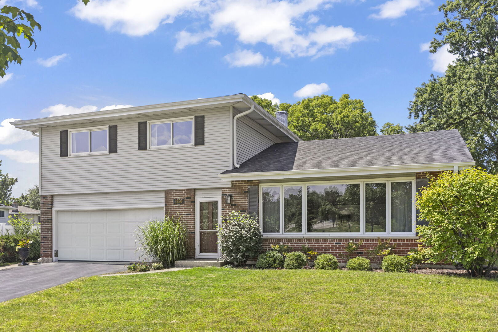 1350 S Rebecca Road
