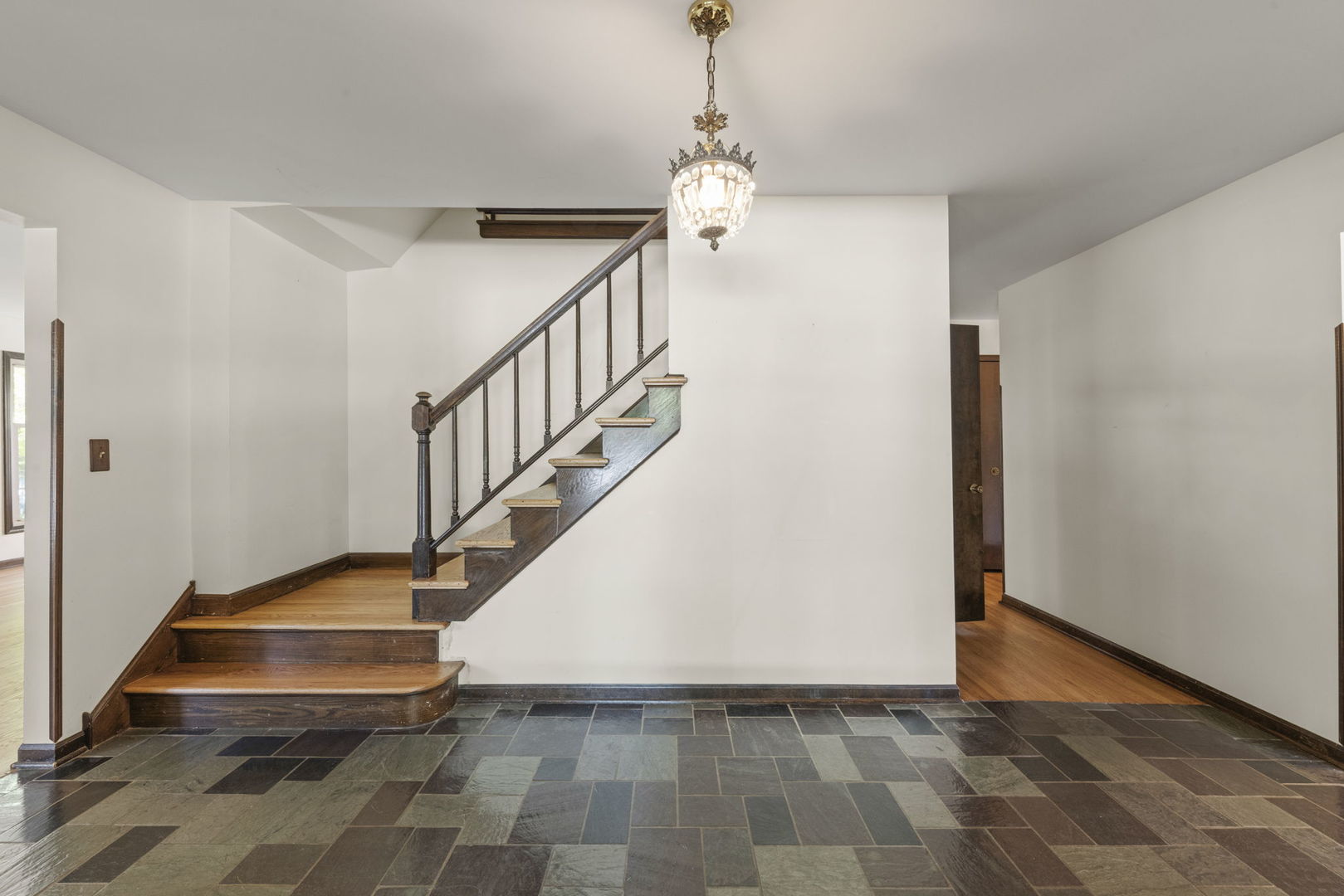160 E Thompson Drive