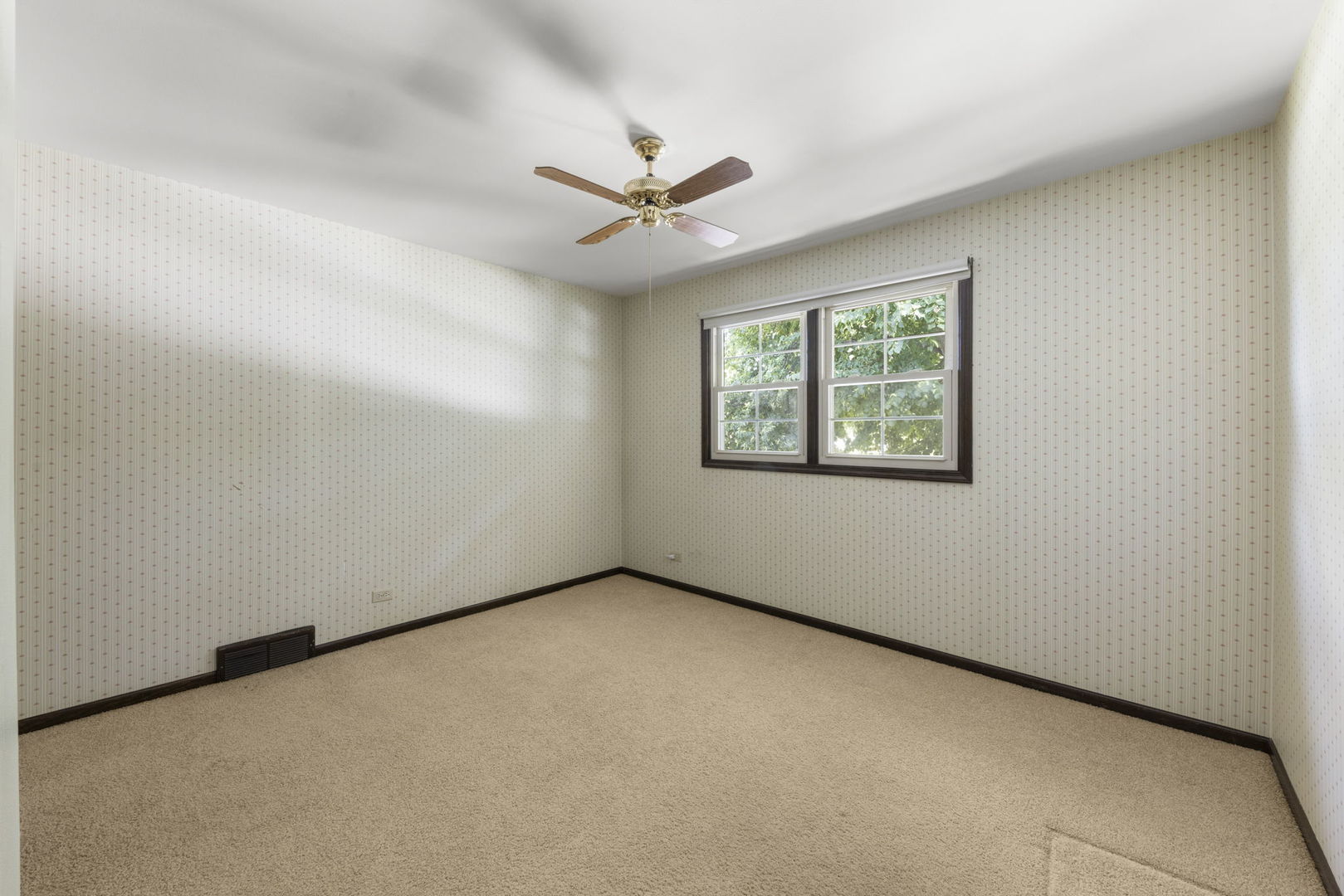 160 E Thompson Drive