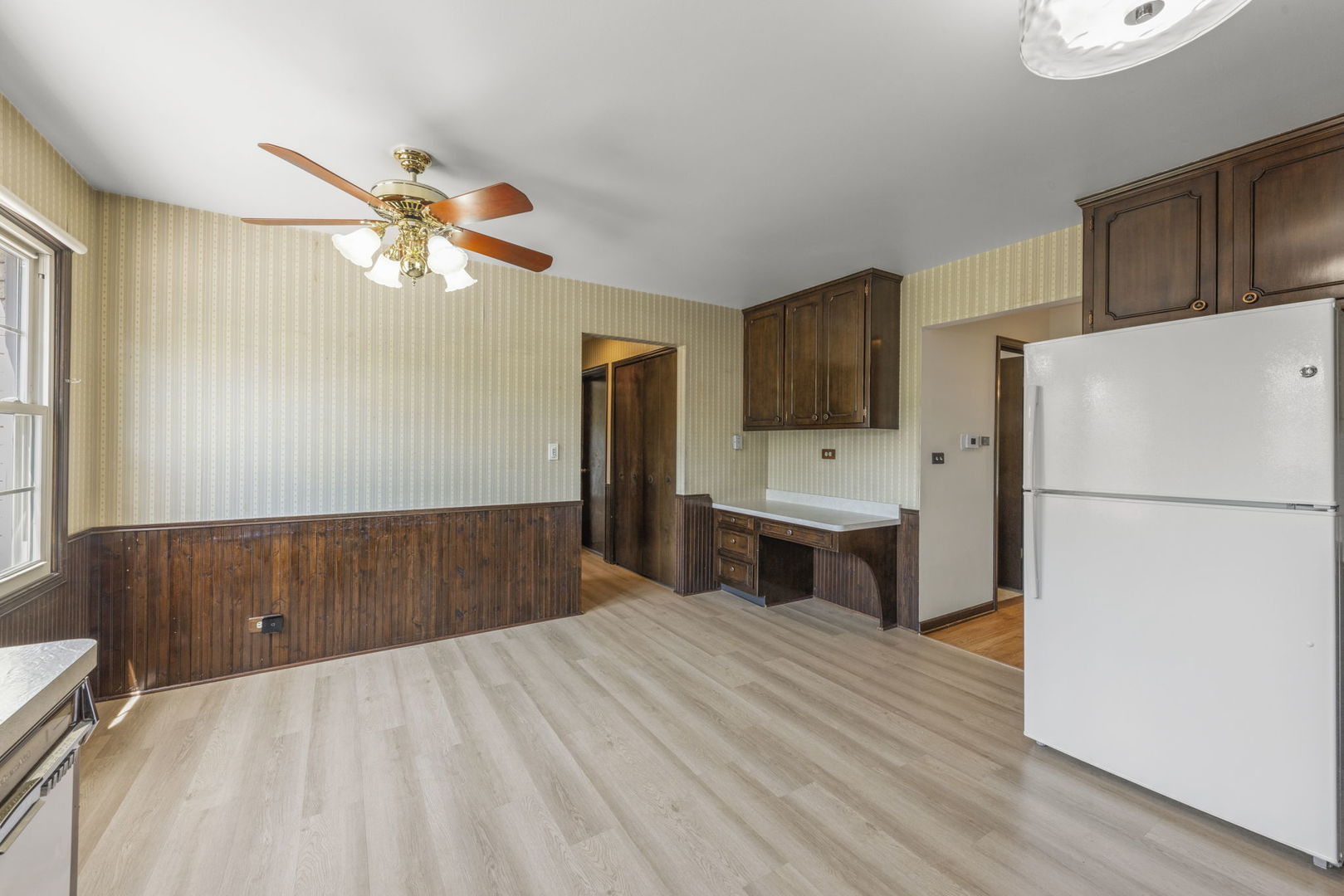 160 E Thompson Drive