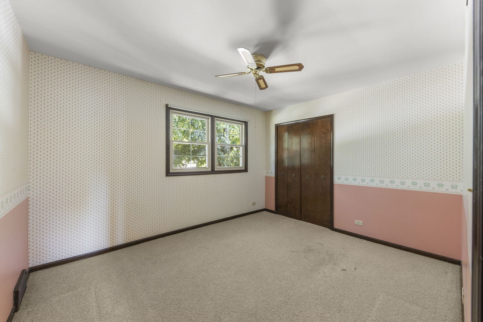 160 E Thompson Drive