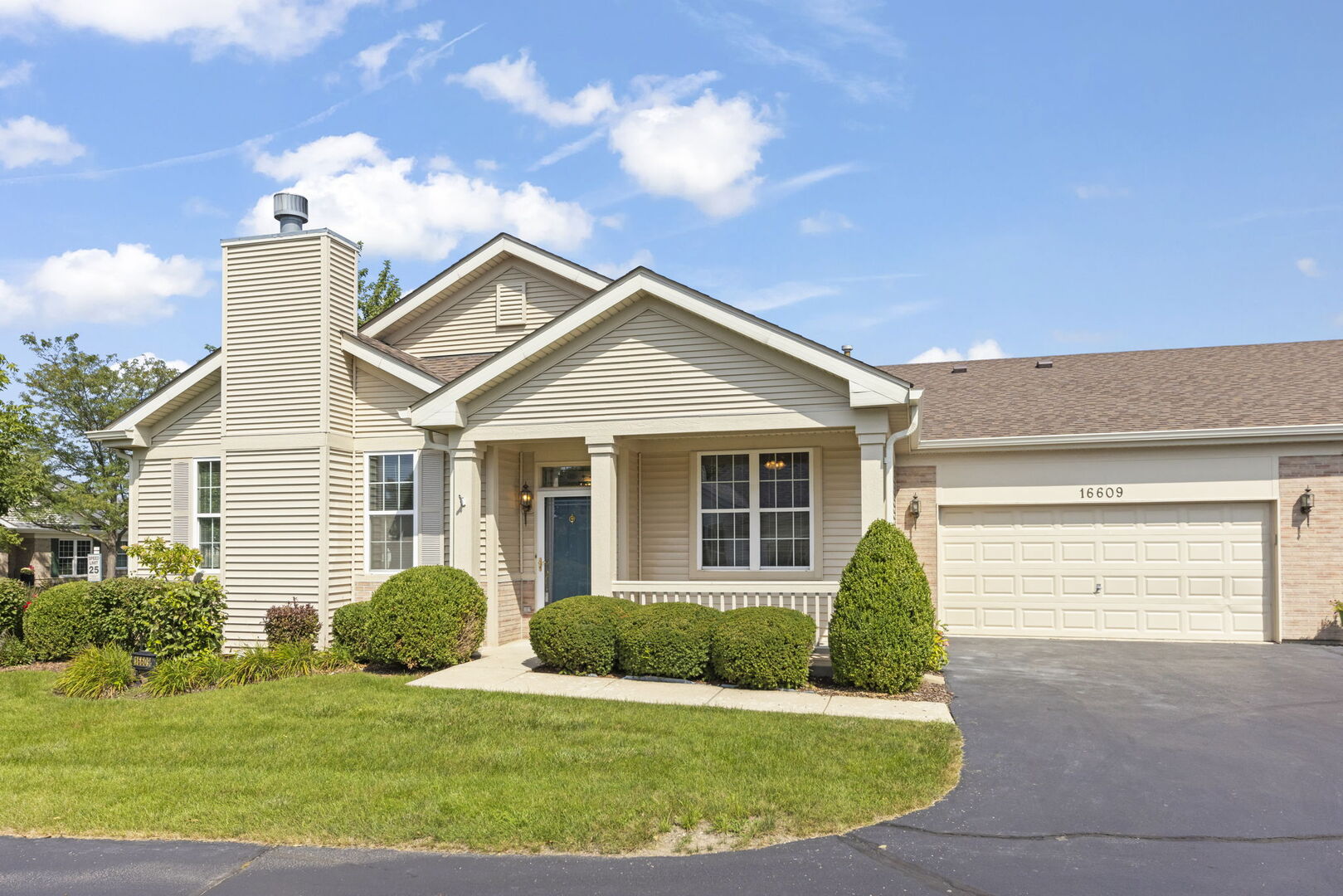 16609 Buckner Pond Way