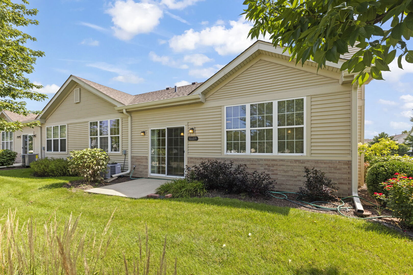 16609 Buckner Pond Way