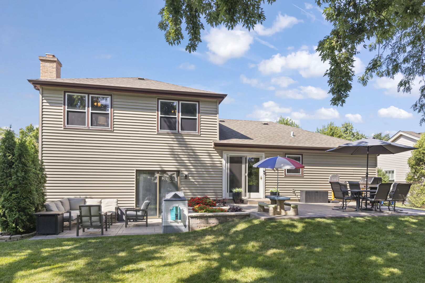2323 Richmond Drive