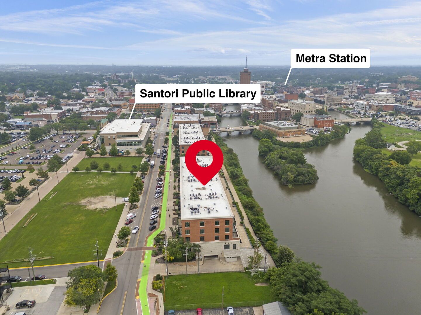 160 S River Street Unit: 215