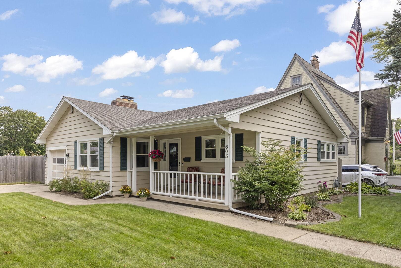 805 Walnut Avenue