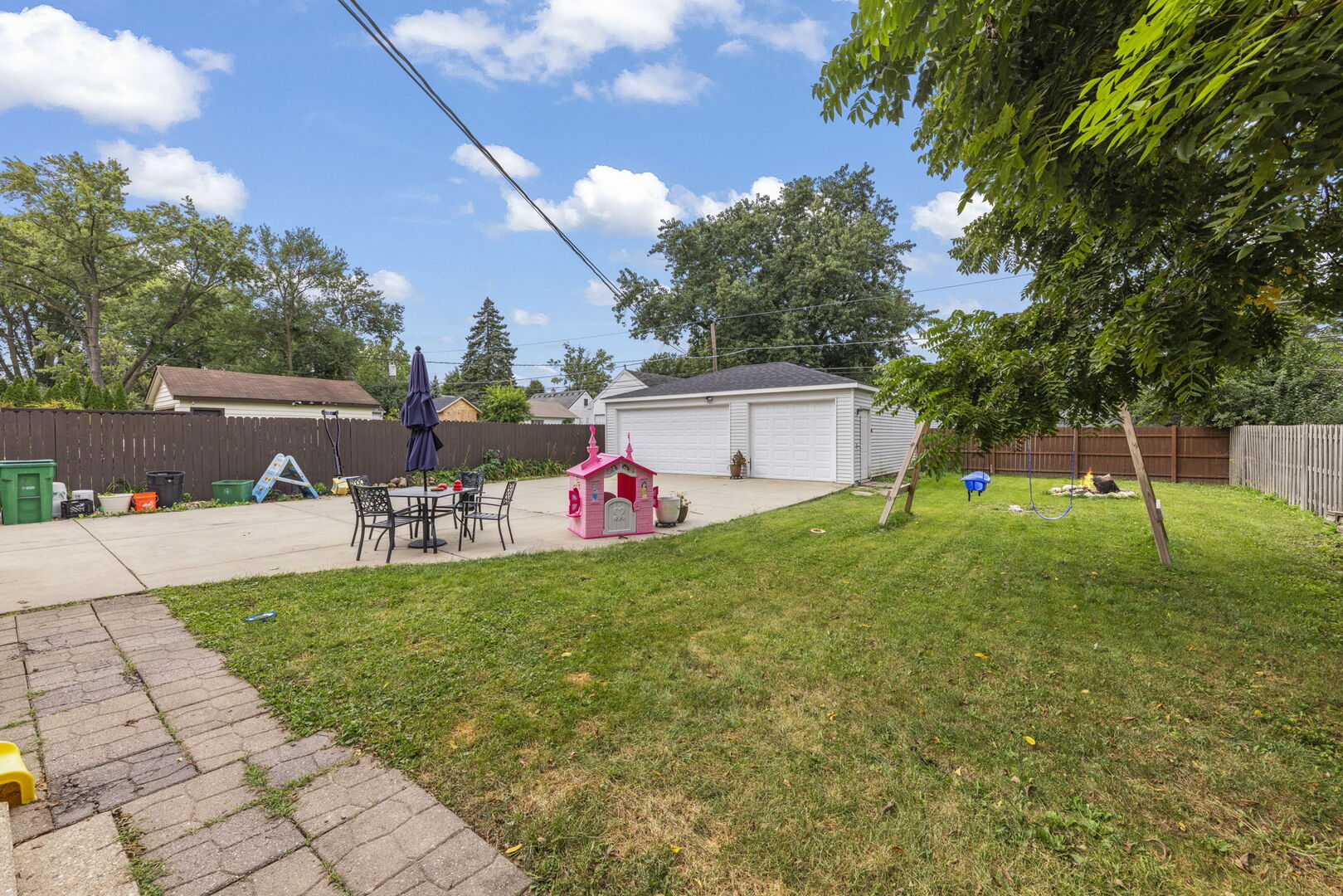 440 N Craig Place
