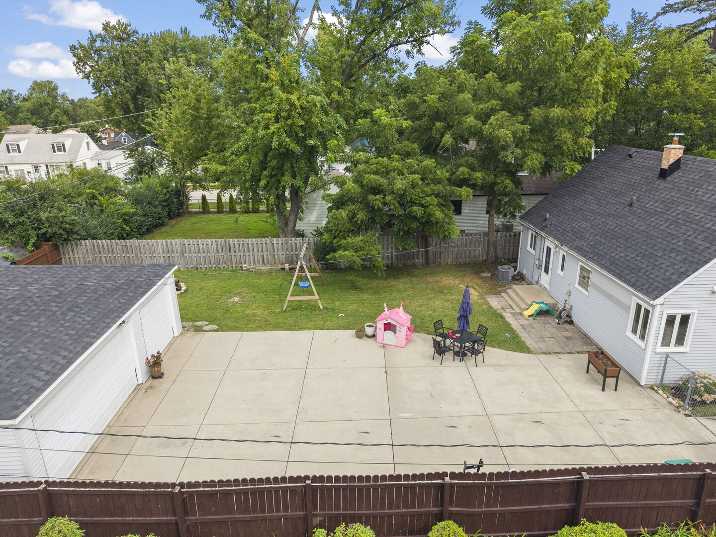440 N Craig Place