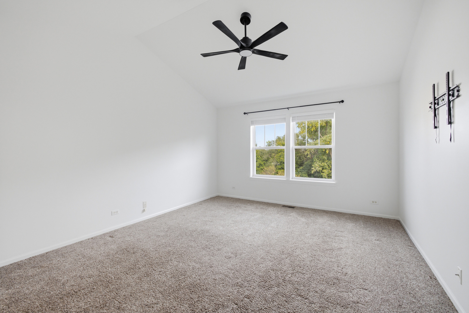 73 Woodview Drive