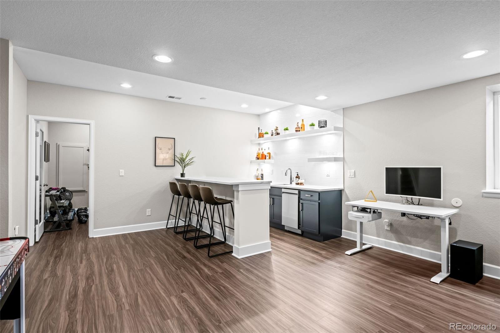 10680 Worthington Circle