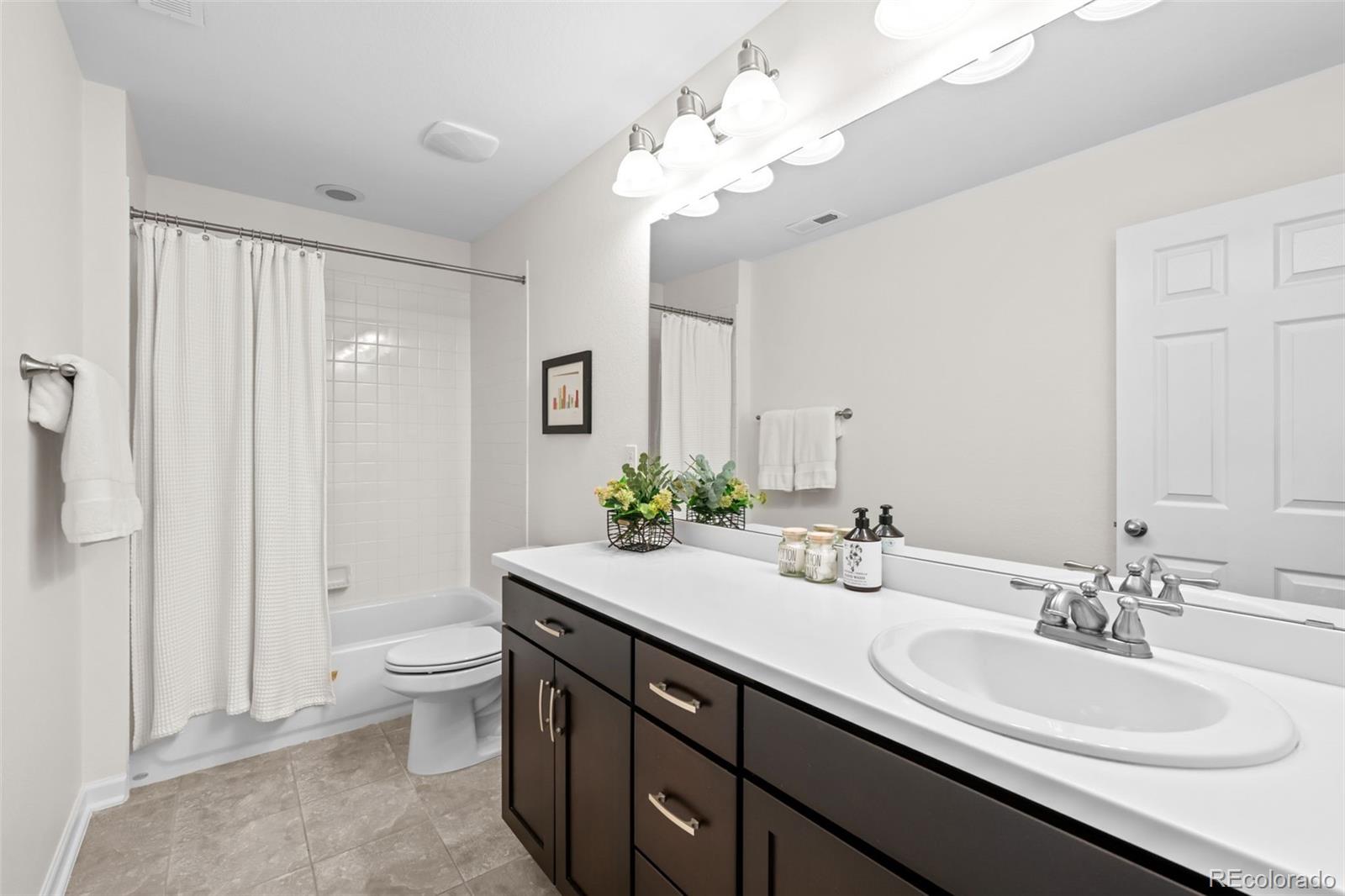 10680 Worthington Circle