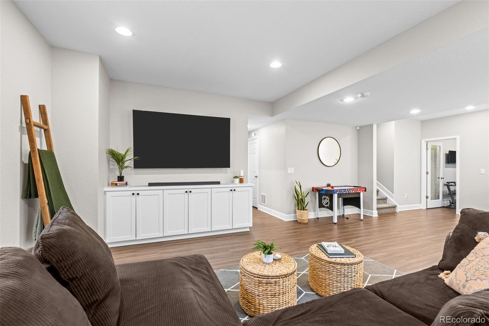 10680 Worthington Circle