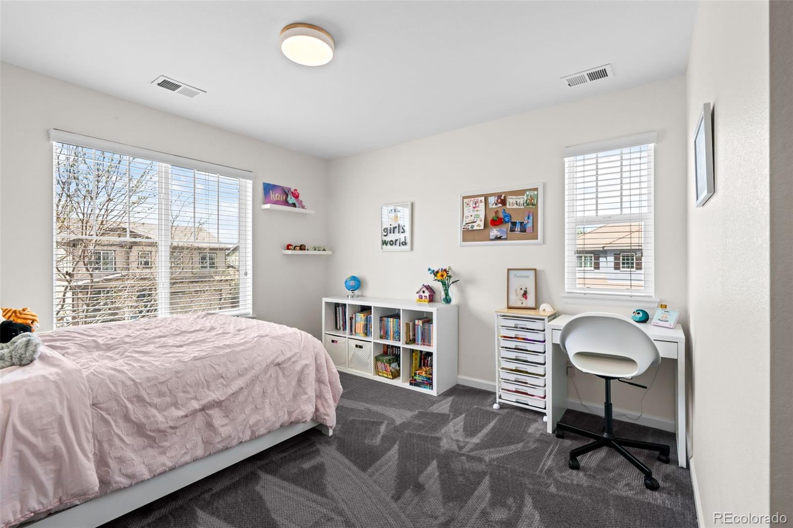 10680 Worthington Circle