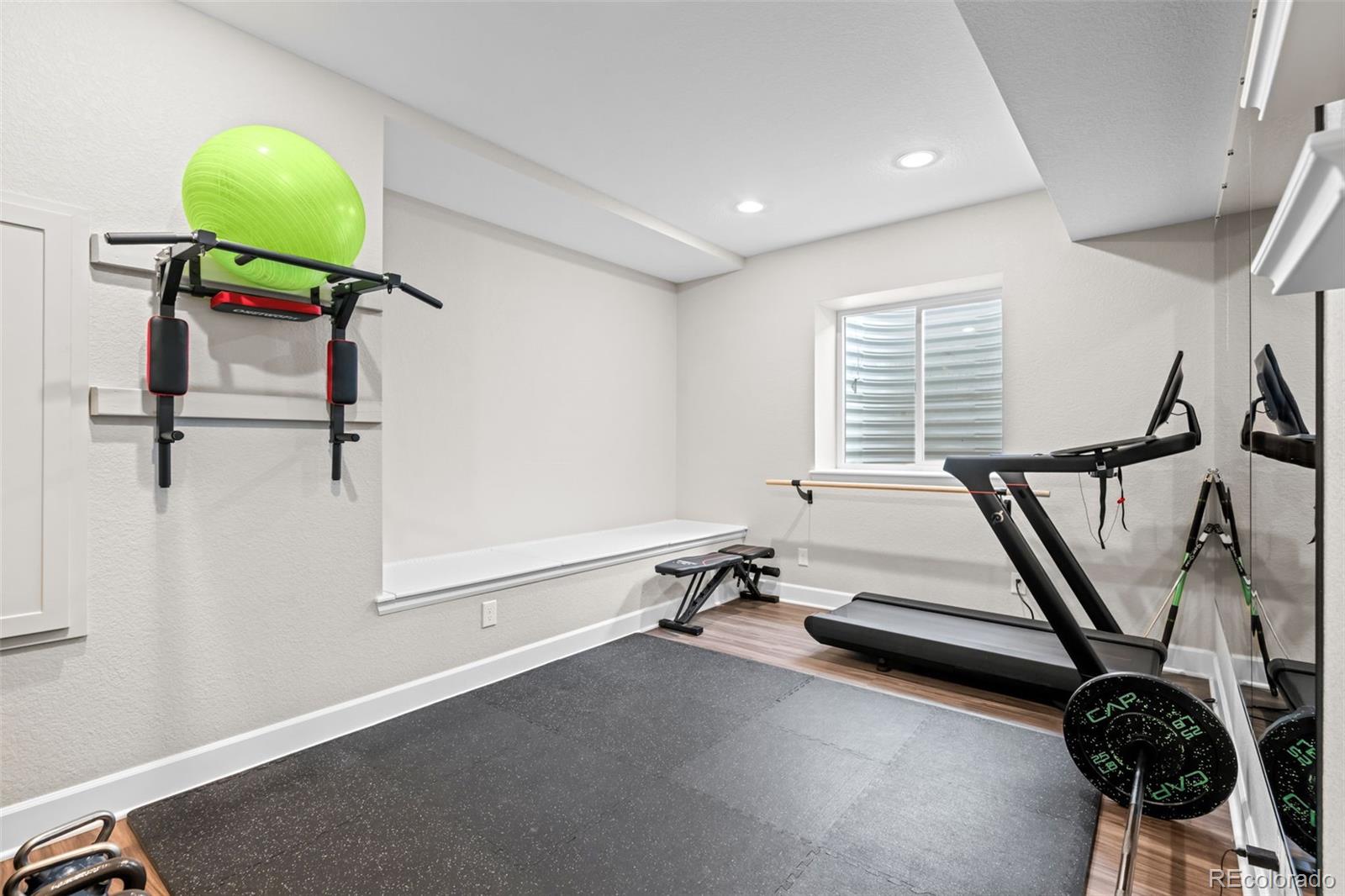 10680 Worthington Circle