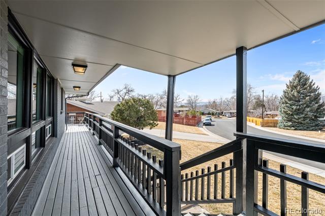 8104 Turnpike Drive