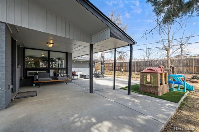 8104 Turnpike Drive
