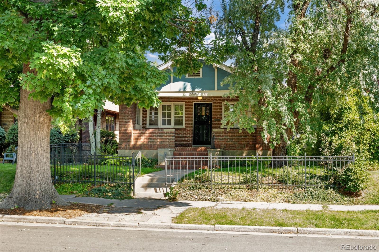 2314 Grape Street