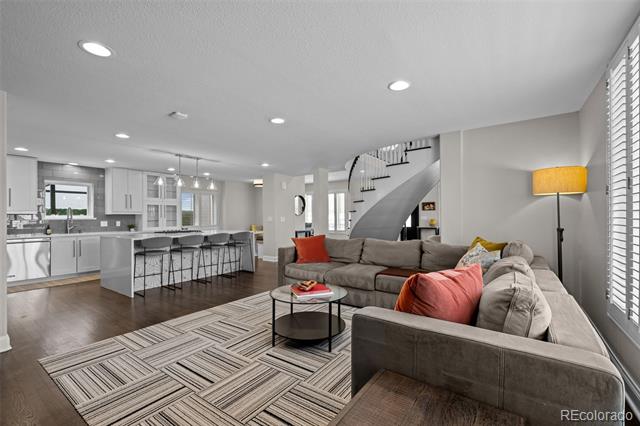 290 Glencoe