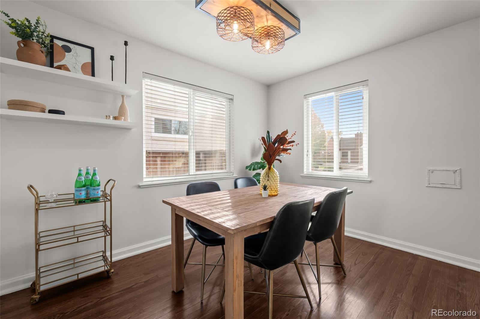 2842 N Glencoe Street