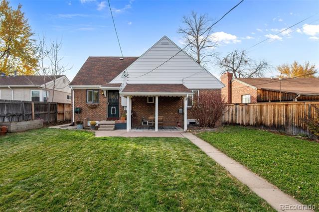 2842 N Glencoe Street