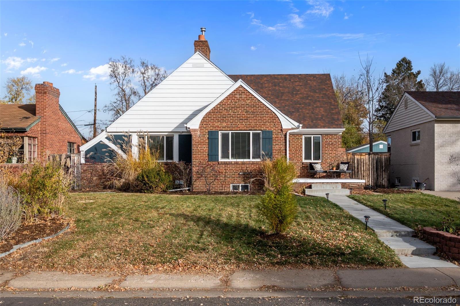 2842 N Glencoe Street